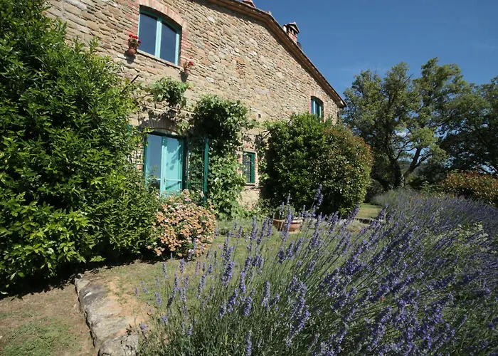Restored Umbrian With Pool